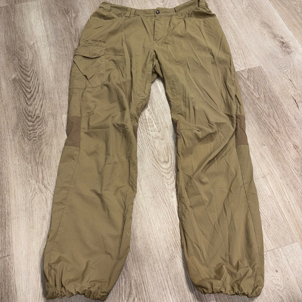 Vaude Outdoor Hiking Pants Men’s Size XL Tan Pockets Lightweight Stretch